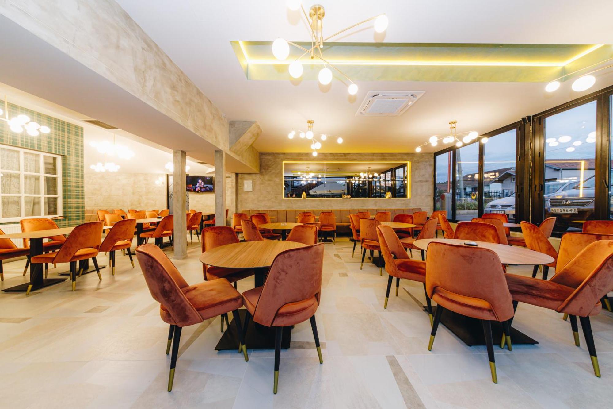 Garni Hotel Radovic Kragujevac Buitenkant foto