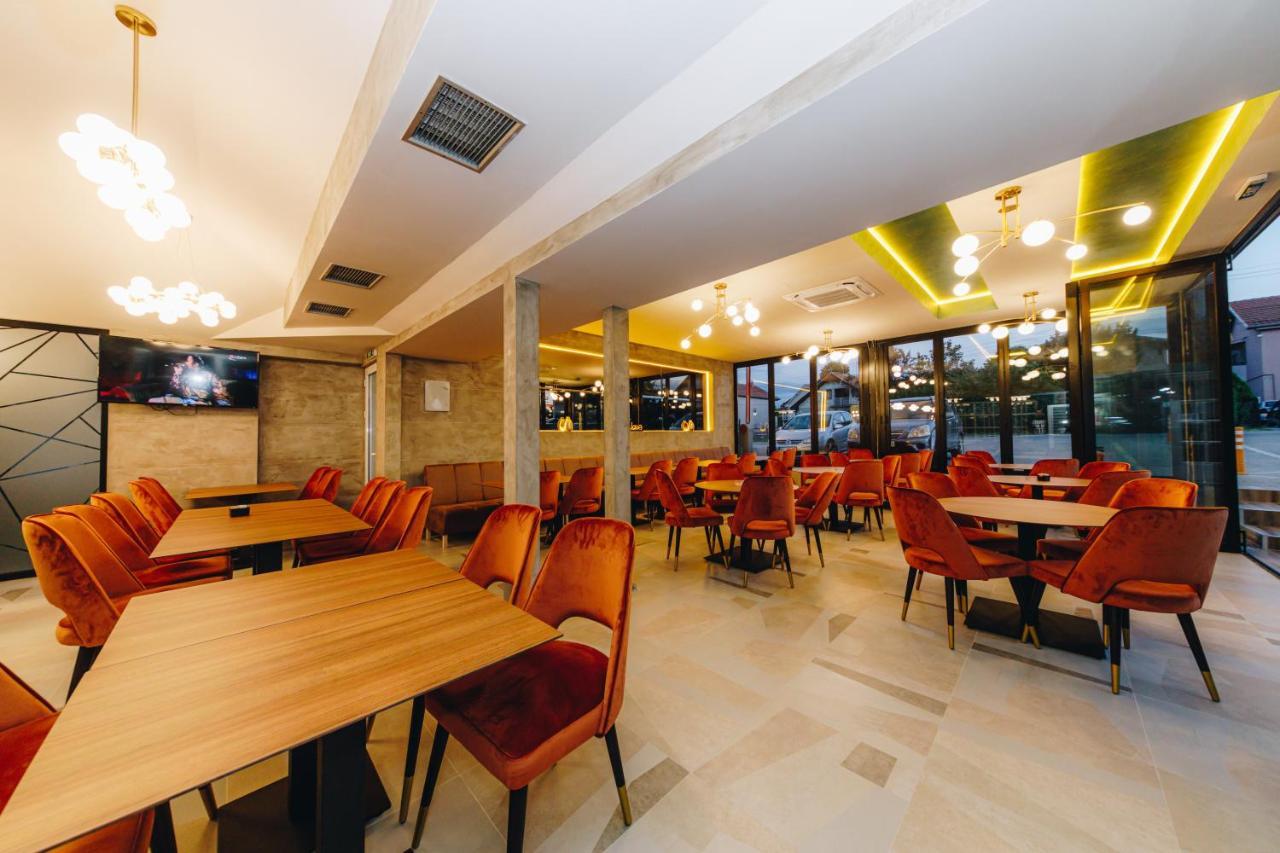 Garni Hotel Radovic Kragujevac Buitenkant foto