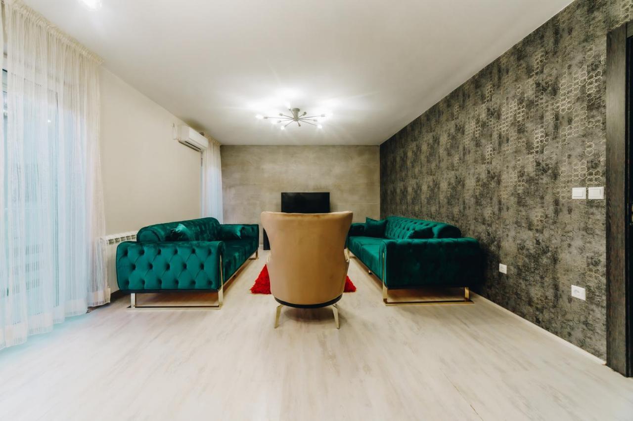 Garni Hotel Radovic Kragujevac Buitenkant foto
