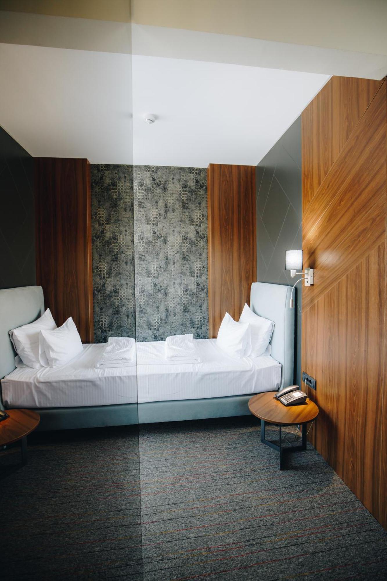 Garni Hotel Radovic Kragujevac Buitenkant foto