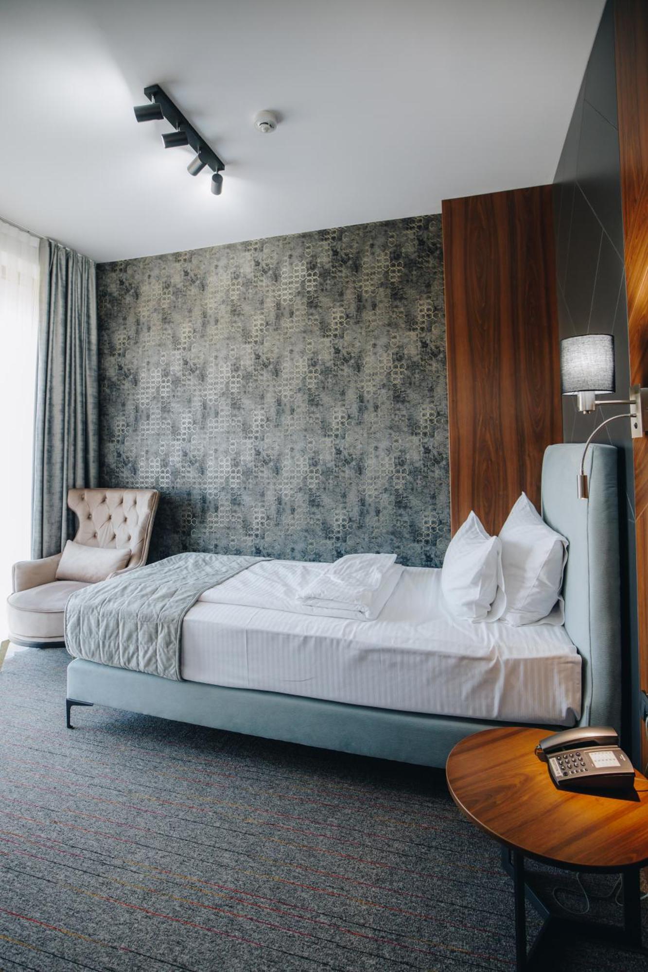 Garni Hotel Radovic Kragujevac Buitenkant foto