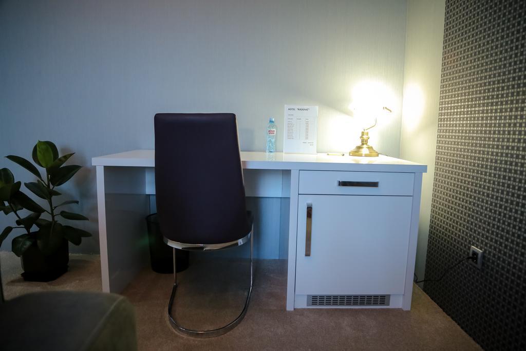 Garni Hotel Radovic Kragujevac Buitenkant foto