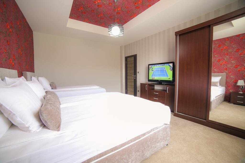Garni Hotel Radovic Kragujevac Buitenkant foto