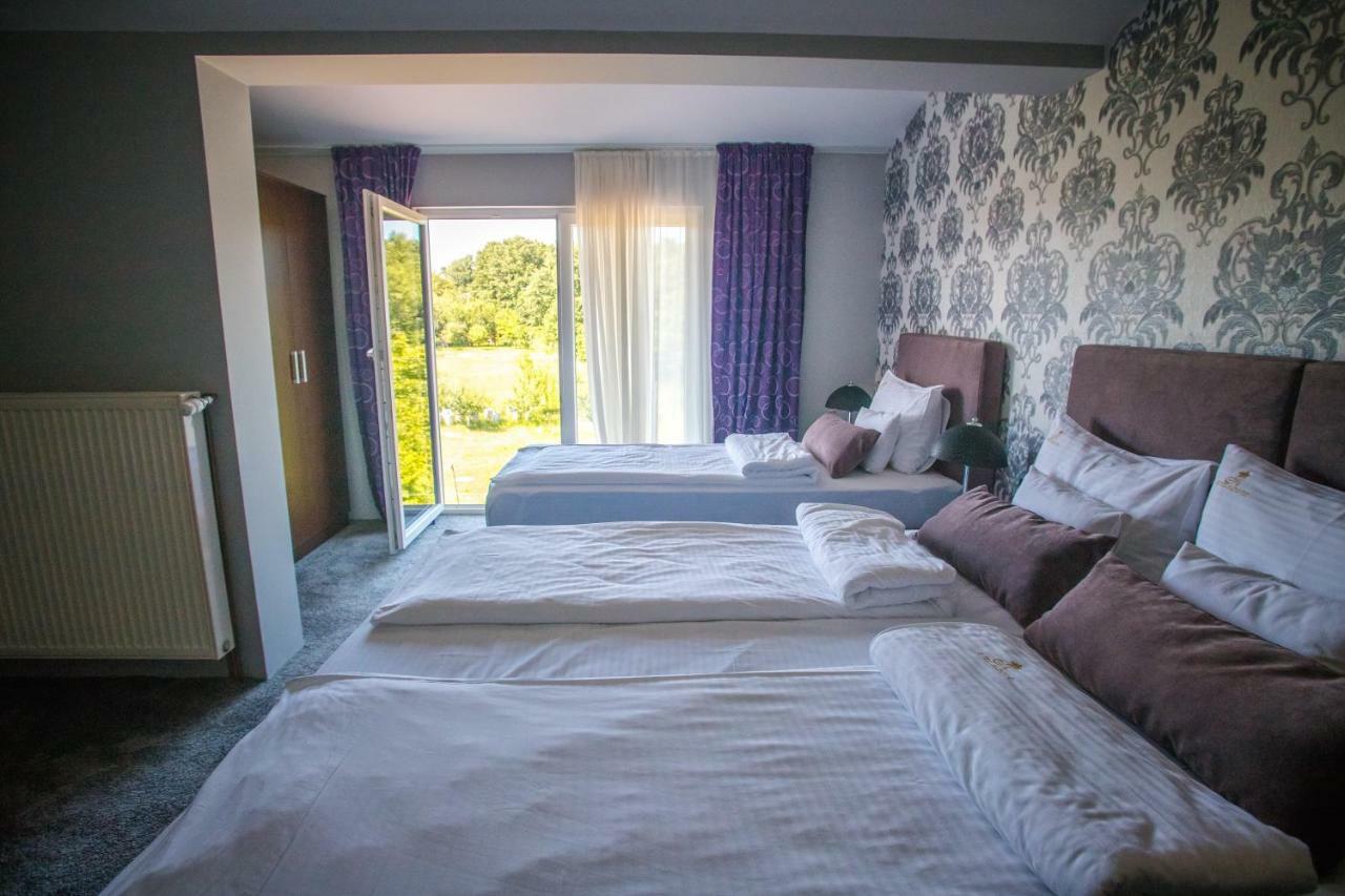 Garni Hotel Radovic Kragujevac Buitenkant foto