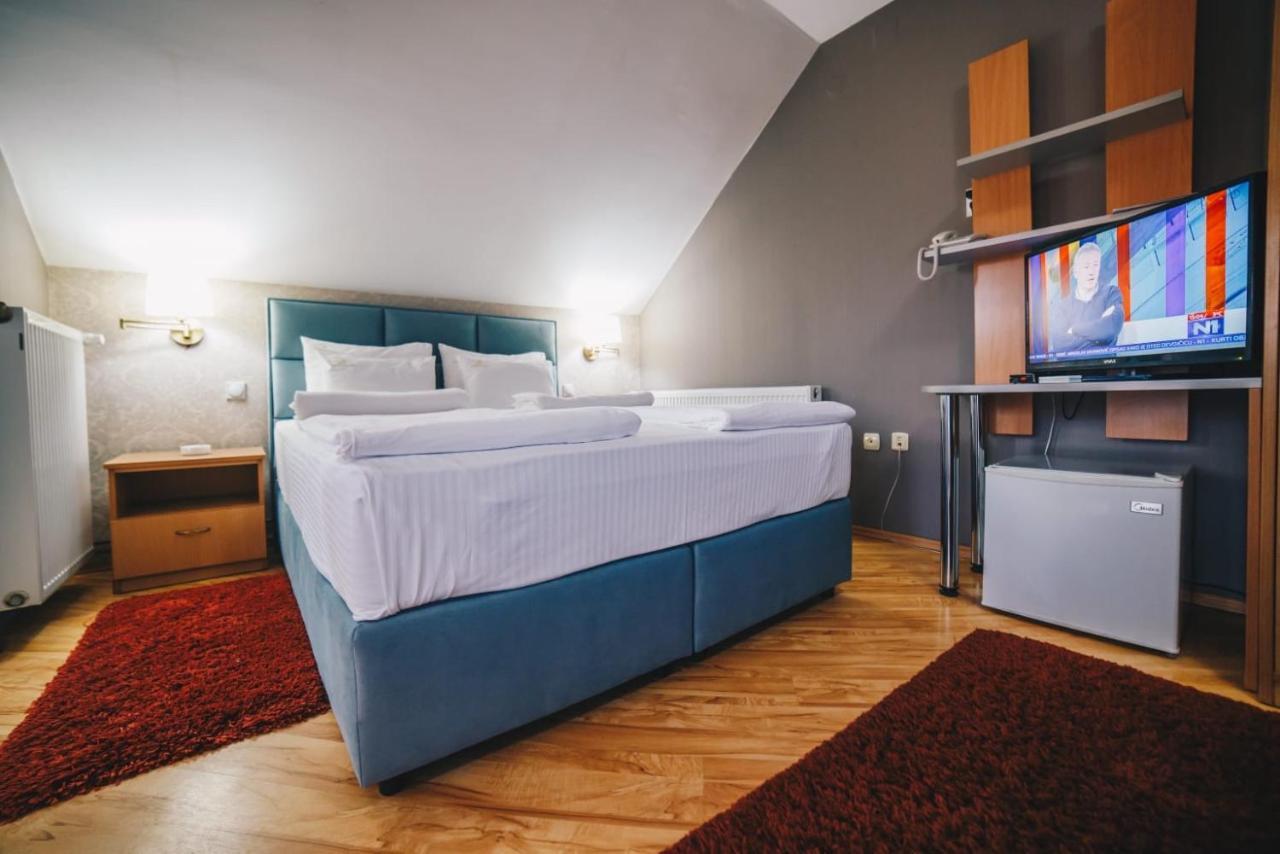 Garni Hotel Radovic Kragujevac Buitenkant foto